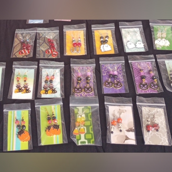 Halloween Wrap Around Beaded Bracelet Earrings Unique Sparkly Handmade - Picture 4 of 10